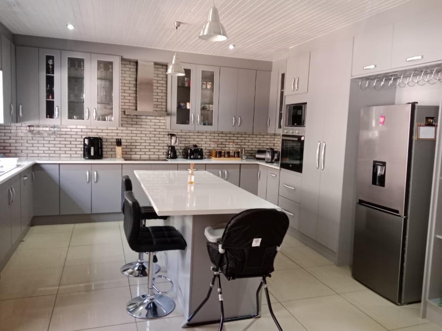 3 Bedroom Property for Sale in Kuruman Northern Cape